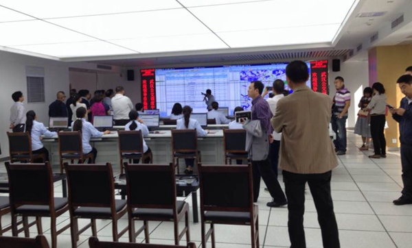 144459716.jpg 405-1.jpg